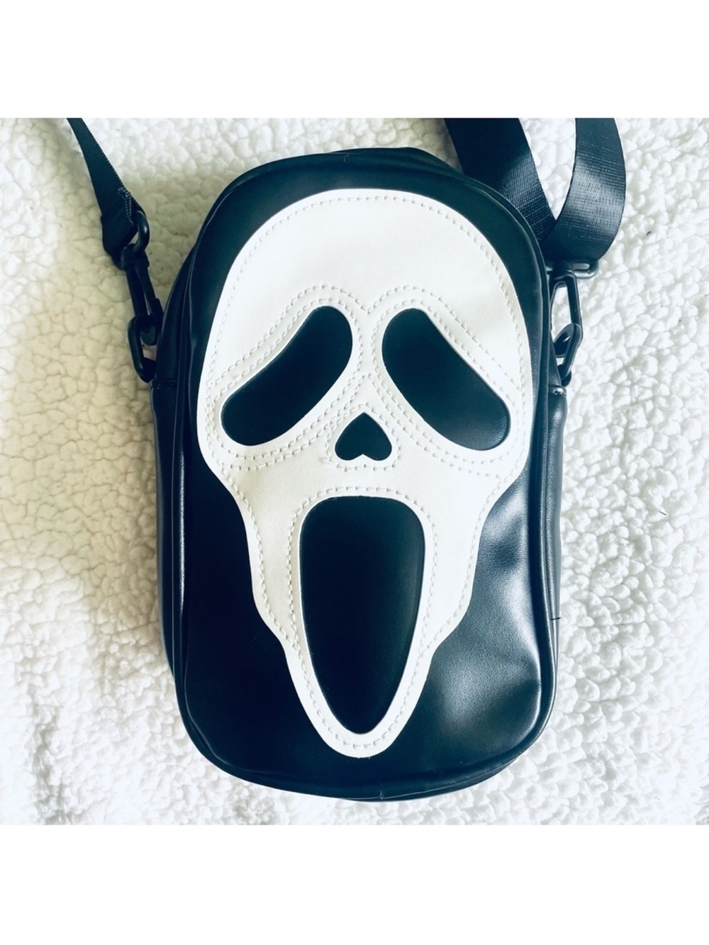š» NEW Halloween Ghost Face Crossbody Bag - Picture 5 of 7